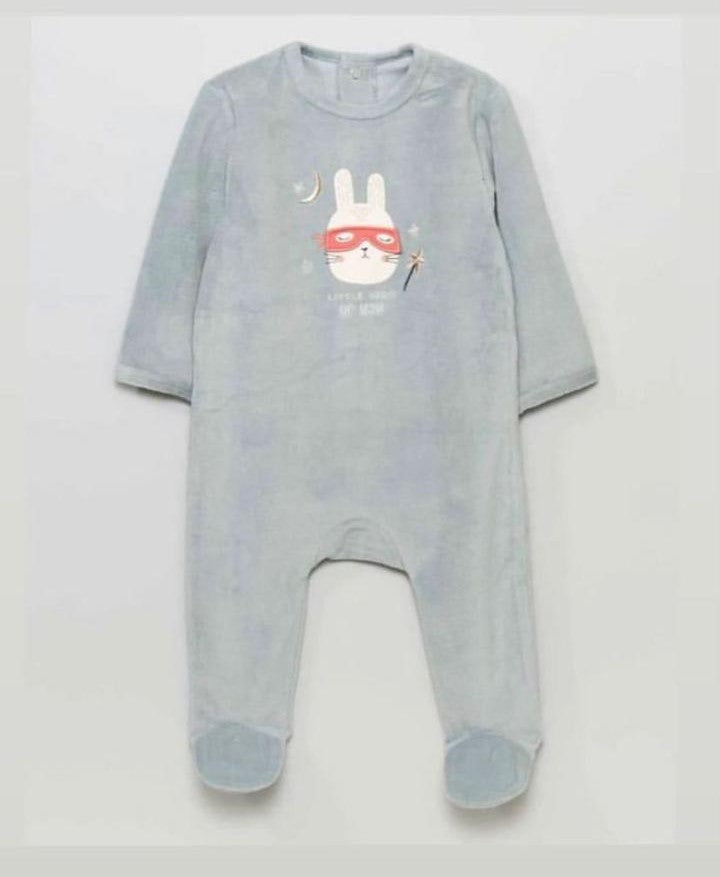 sleepsuit 