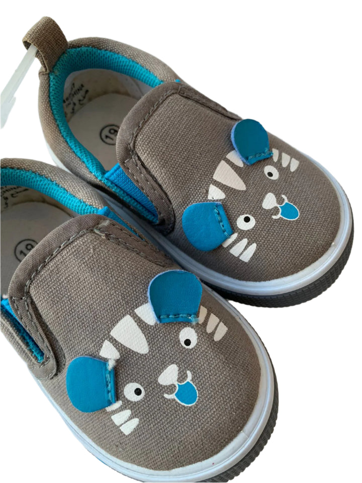 Red Tag Lion Boys Shoes (EUR 19 )