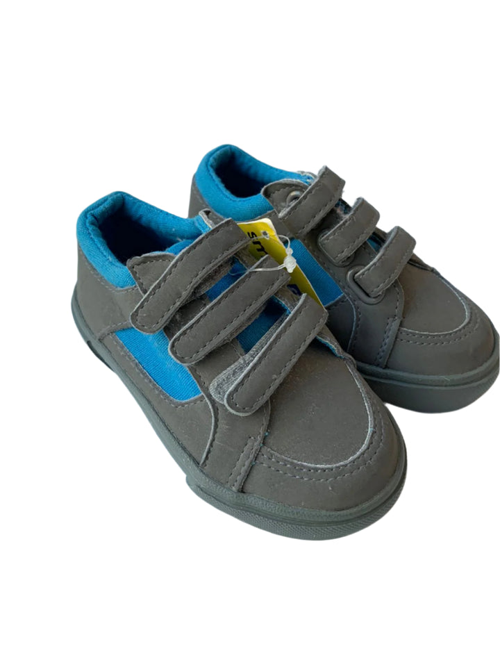 Smart Fit Grey Boys Shoes (Size 6 )