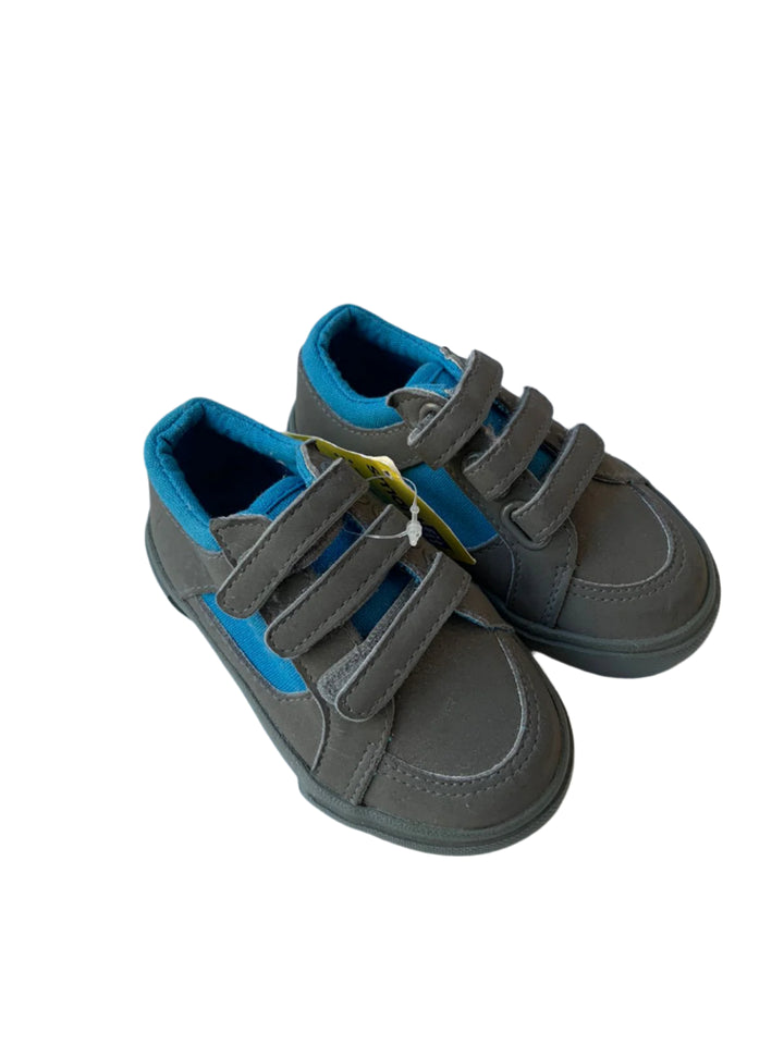 Smart Fit Grey Boys Shoes (Size 6 )