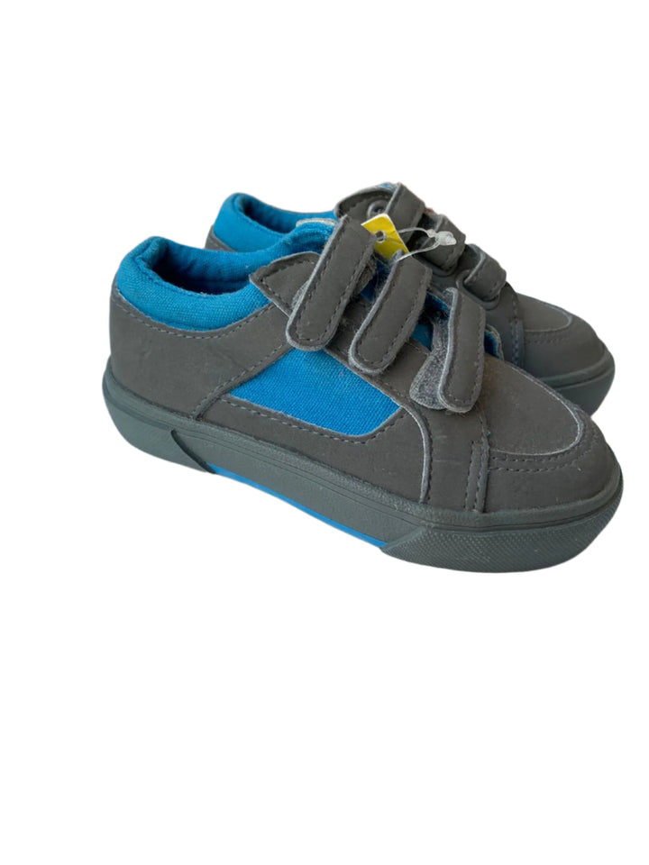 Smart Fit Grey Boys Shoes (Size 6 )