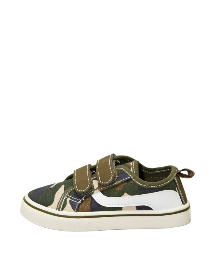 Kiabi France Boys Canvas trainers (EUR 22)